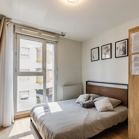Studio Charpennes - Parking Prive Gratuit Villeurbanne Exterior photo